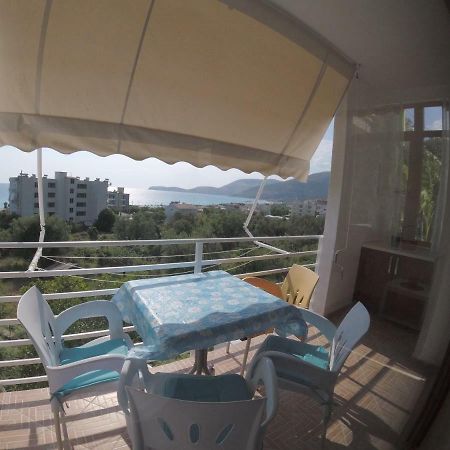 Seaview Apartment Borsh Esterno foto