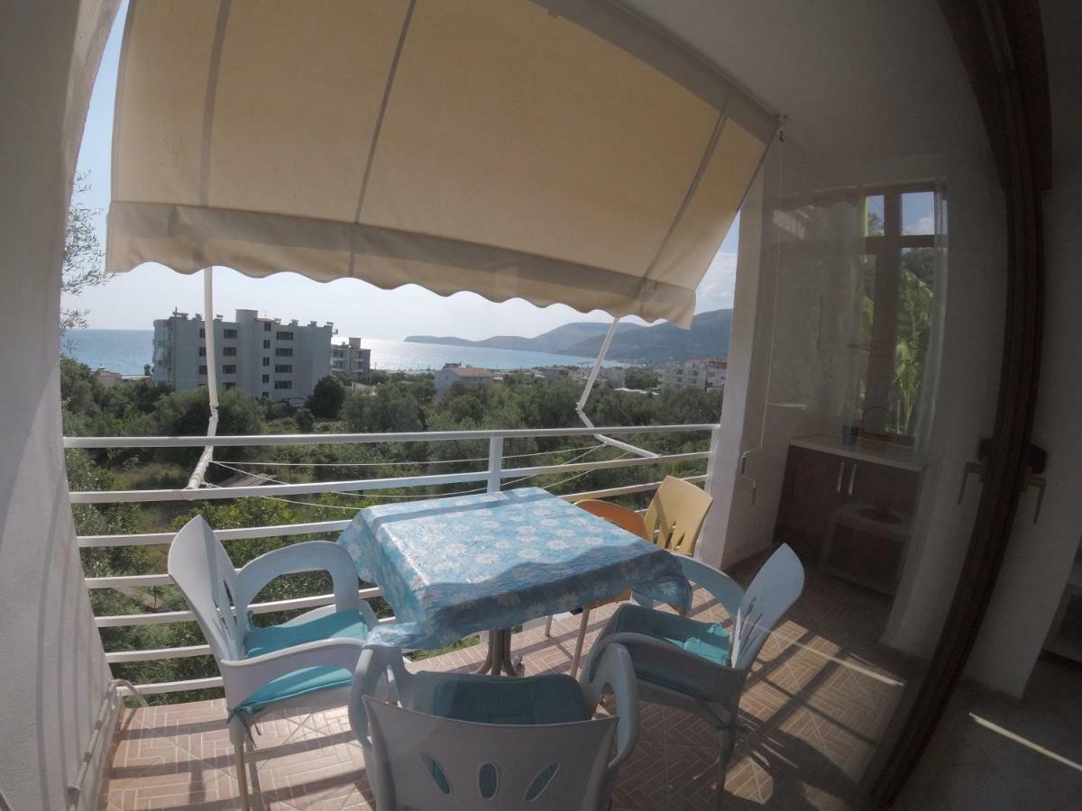 Seaview Apartment Borsh Esterno foto