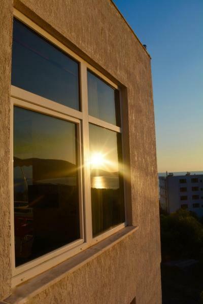 Seaview Apartment Borsh Esterno foto
